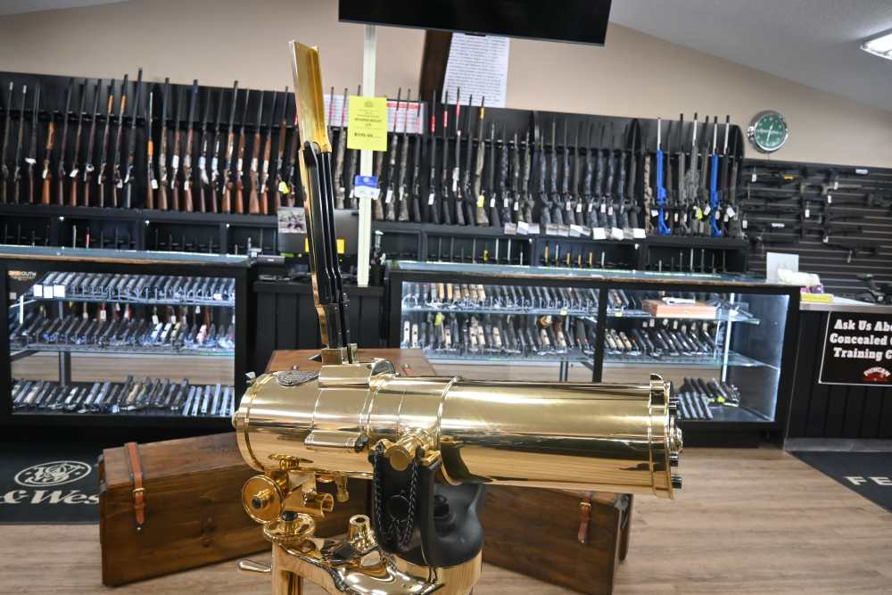 1877 "Bulldog" Gatling Gun - Colt Manufactured Remake #38 of 50 Unfired-img-9