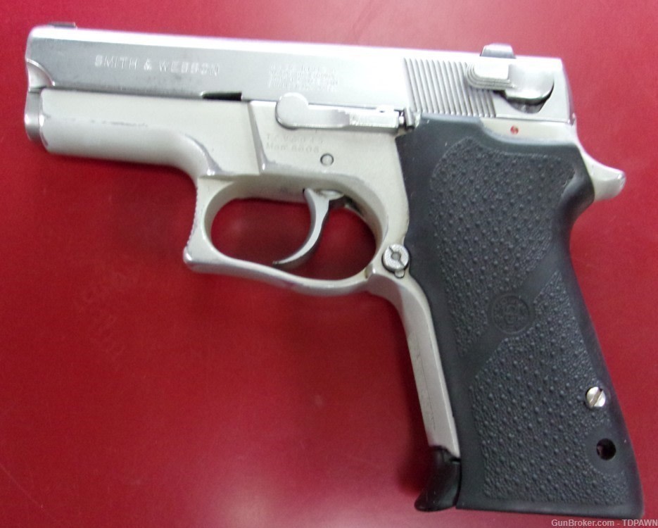 S&W Model 6906 2-Tone PISTOL 12 Rnd Mag 1990's 3.5inBBL Textured Hogue Grip-img-0