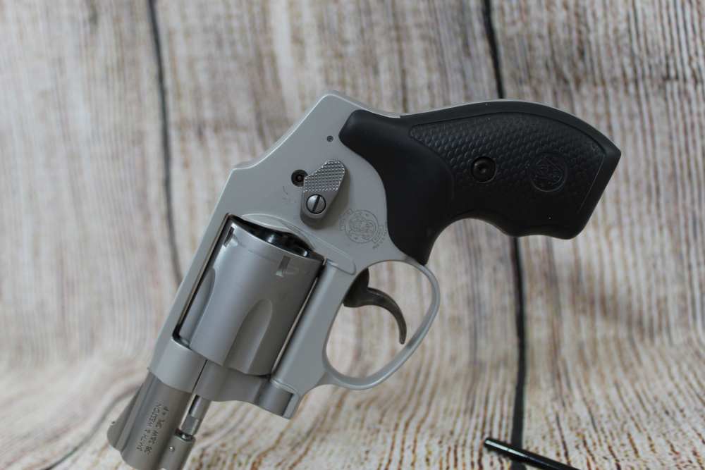 Smith & Wesson 642 J-Frame Revolver .38 Spl +P-img-5