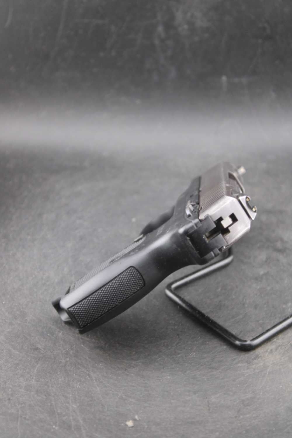 Ruger LC9 9mm Item P-244-img-9