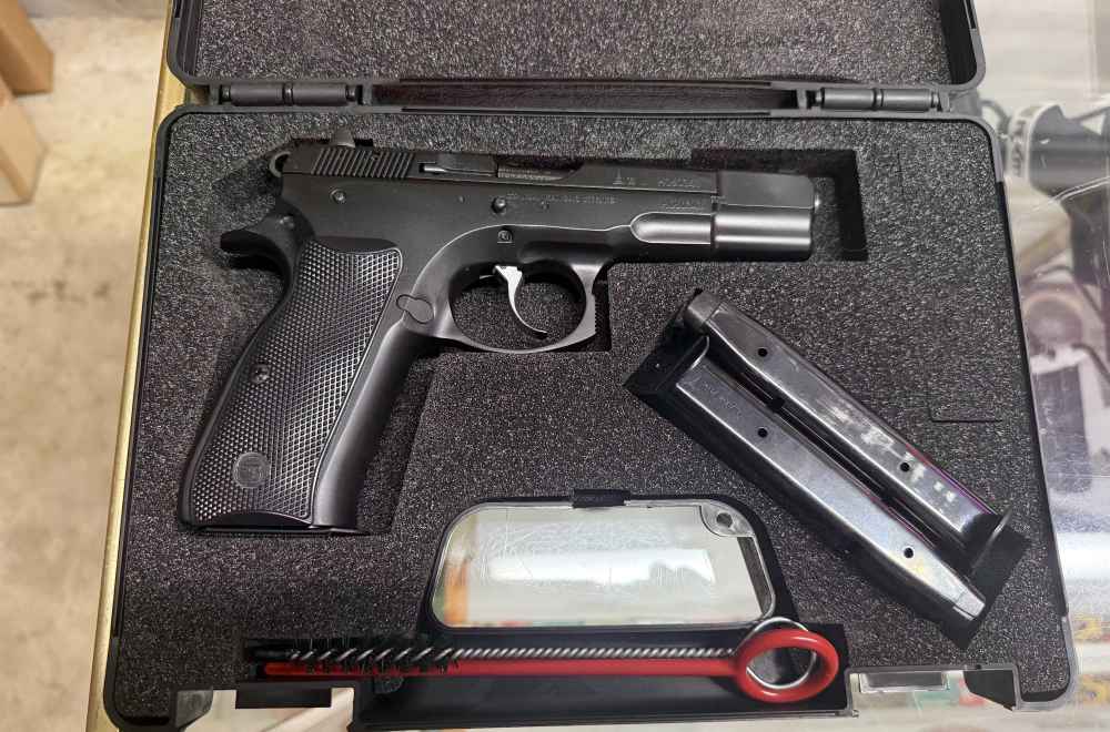 CZ 75B Semi Auto 9mm 16 Round Mags with original box 91102-img-2
