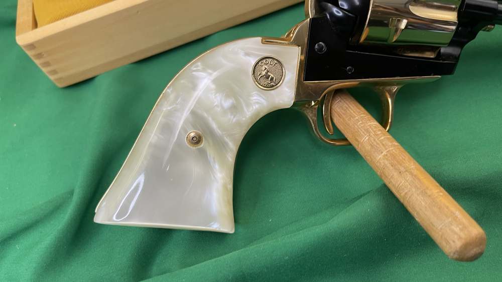 Colt Frontier Scout Arizona Territory Centennial  22LR-img-13