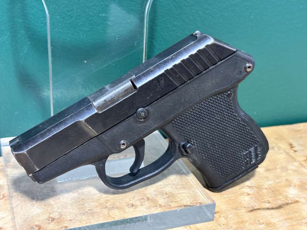 Keltec P3AT .380 Acp Ultra Compact Pistol w/ Laserlyte-img-4