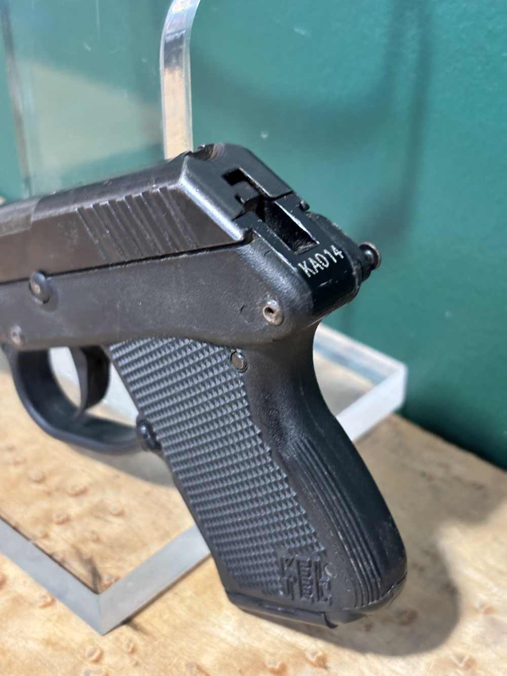 Keltec P3AT .380 Acp Ultra Compact Pistol w/ Laserlyte-img-3