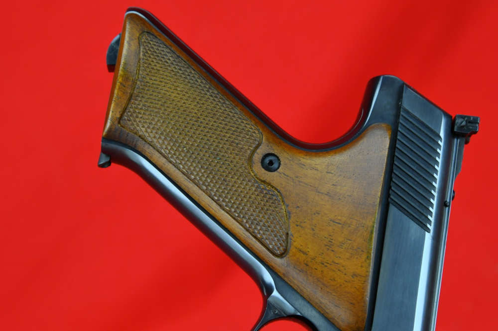 100% NIB 1966 Colt Woodsman .22 LR - *W/ Original Box + 4 mags*-img-27