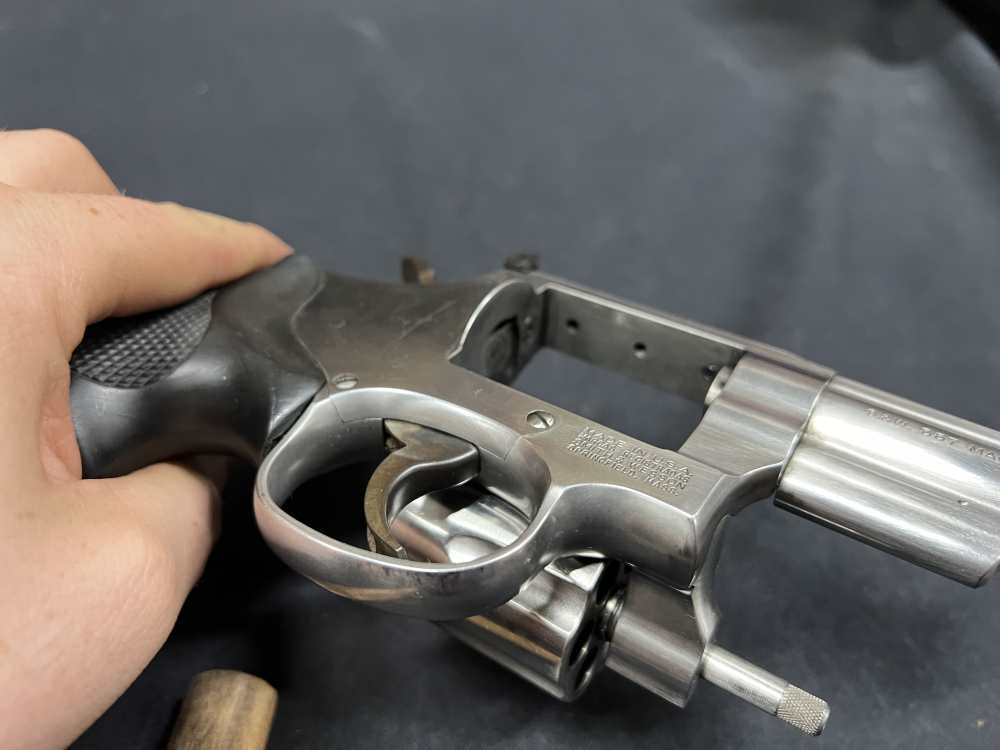 Smith and Wesson 66-5 Combat magnum 357 mag 2.5” bbl stainless 66 Revolver-img-16