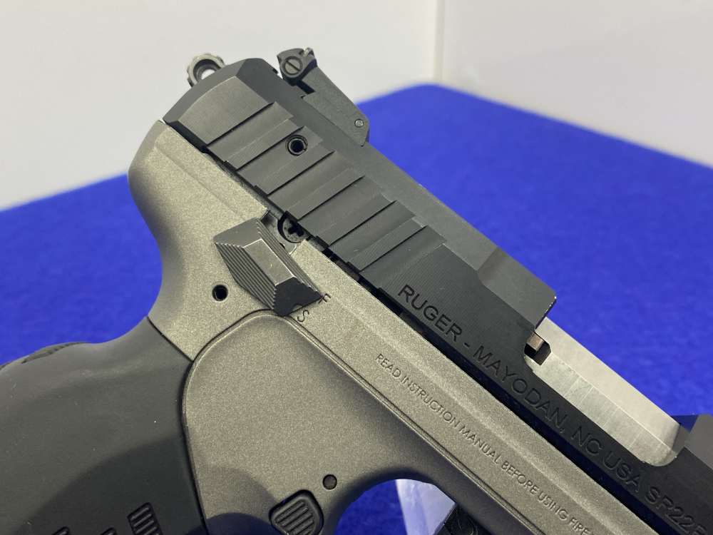 Ruger SR22 .22 LR Titanium Finish 3.5" *TWO-TONE FIBER OPTIC SIGHT*-img-9