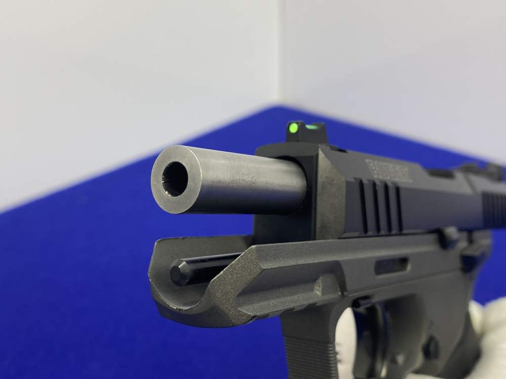 Ruger SR22 .22 LR Titanium Finish 3.5" *TWO-TONE FIBER OPTIC SIGHT*-img-22