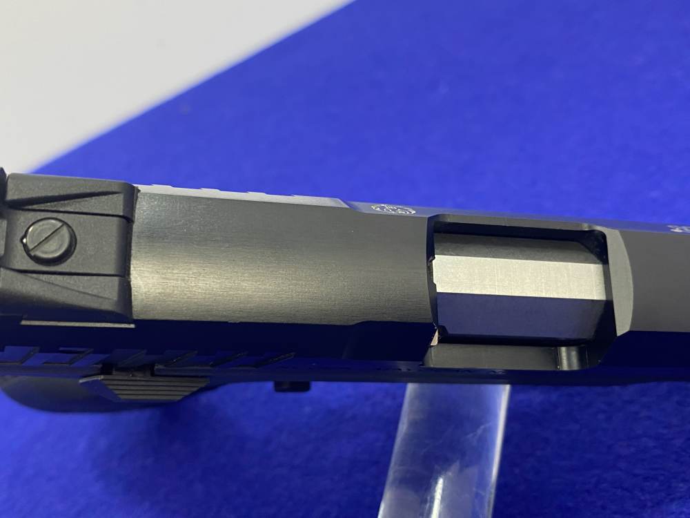 Ruger SR22 .22 LR Titanium Finish 3.5" *TWO-TONE FIBER OPTIC SIGHT*-img-13
