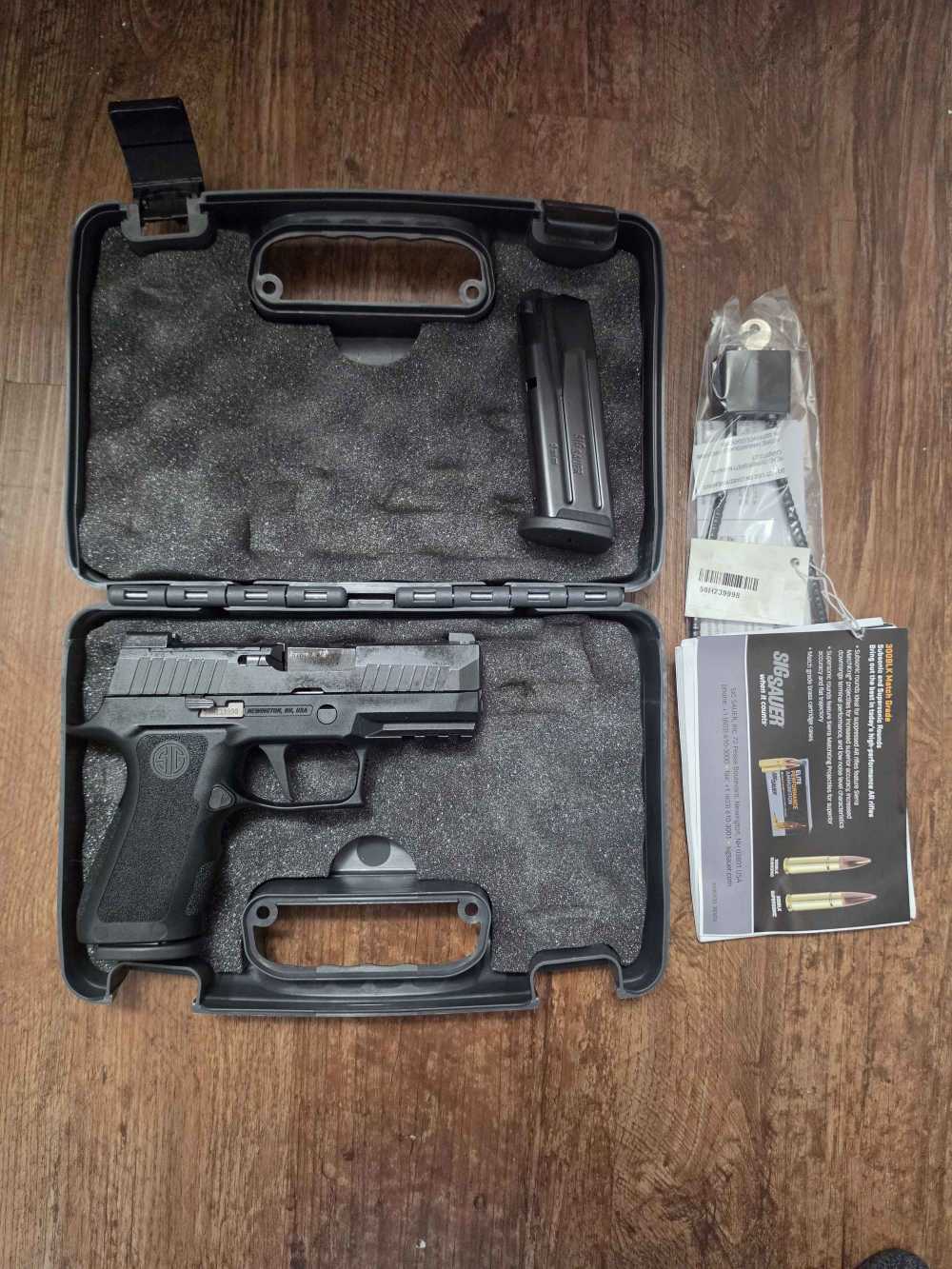 SIG Sauer P320 XFull 9mm - Optics Ready - XSeries Flat Trigger - Like New-img-1