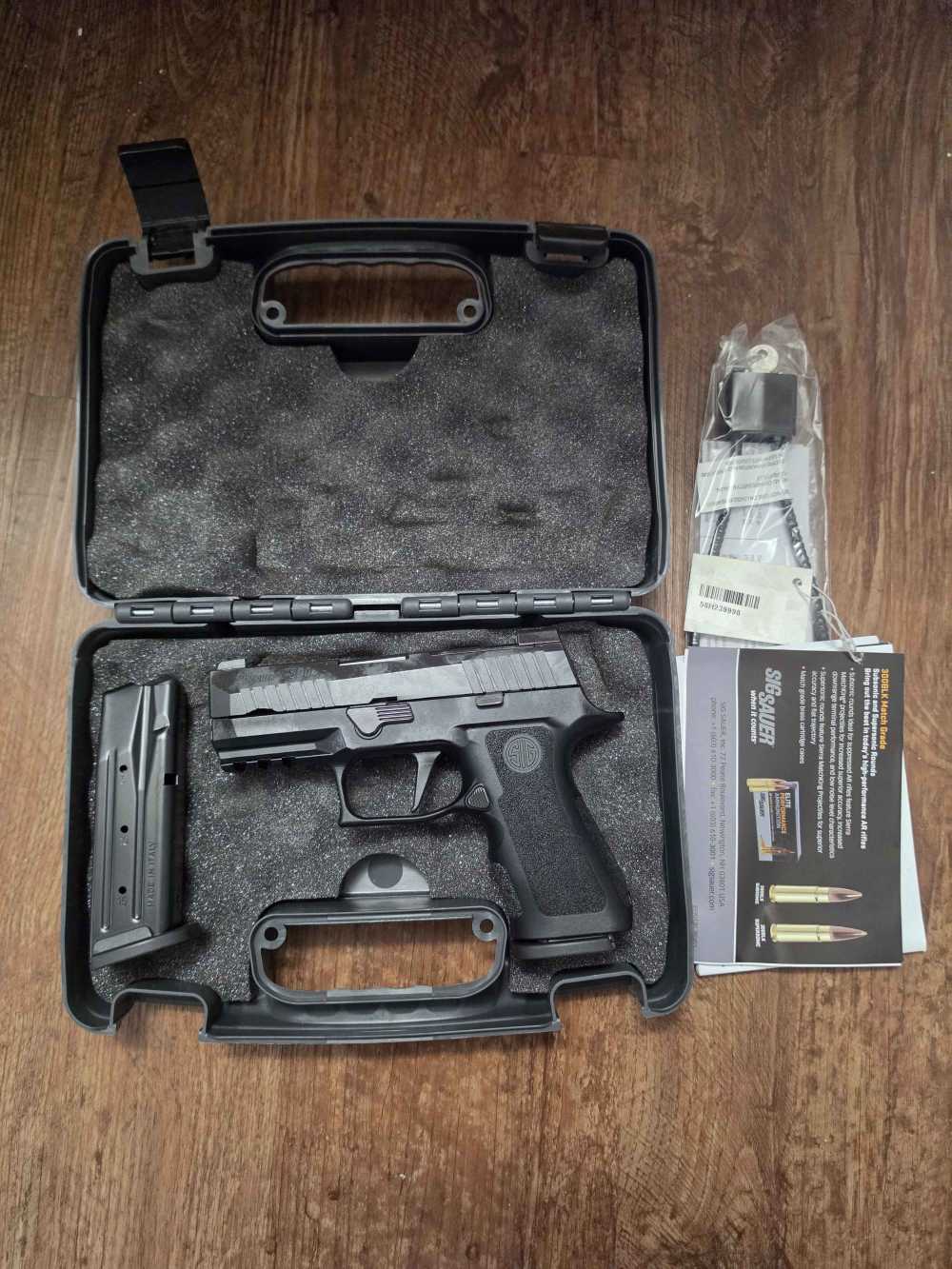 SIG Sauer P320 XFull 9mm - Optics Ready - XSeries Flat Trigger - Like New-img-0