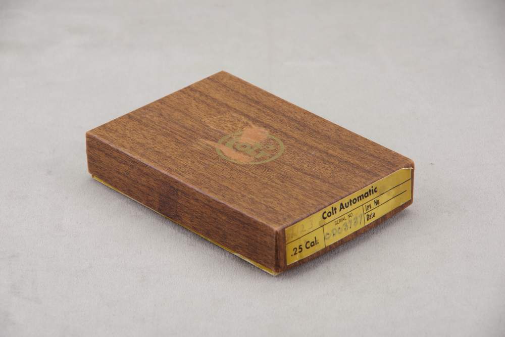 All Original 1970 Colt Junior 25 ACP 2'' Blue 99% with Original Box Papers-img-3
