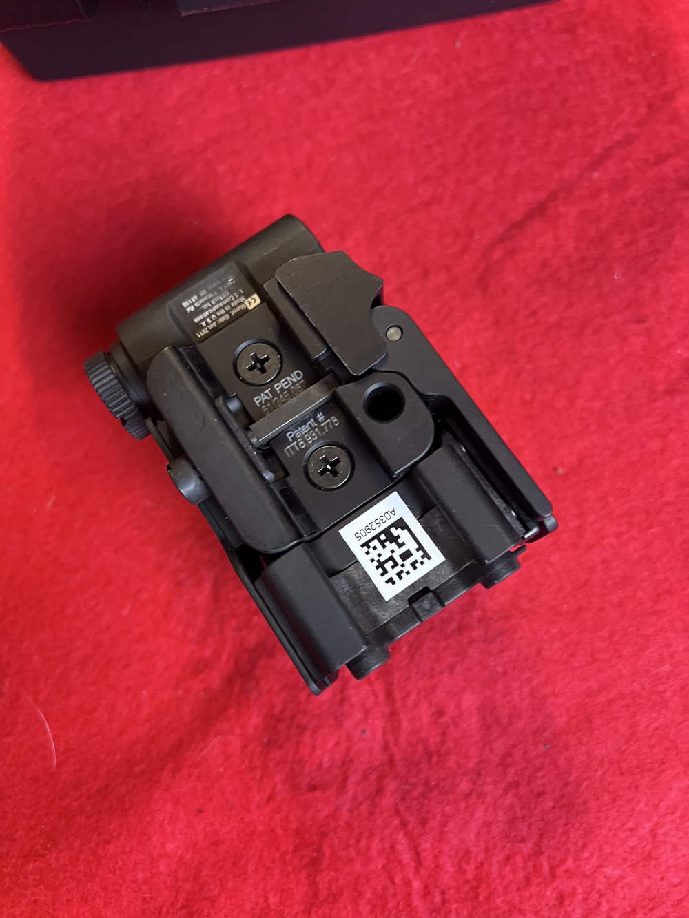 EOTech EXPS3 68 MOA Circle/1 MOA Dot Holographic Sight Black EXPS3-0-img-2