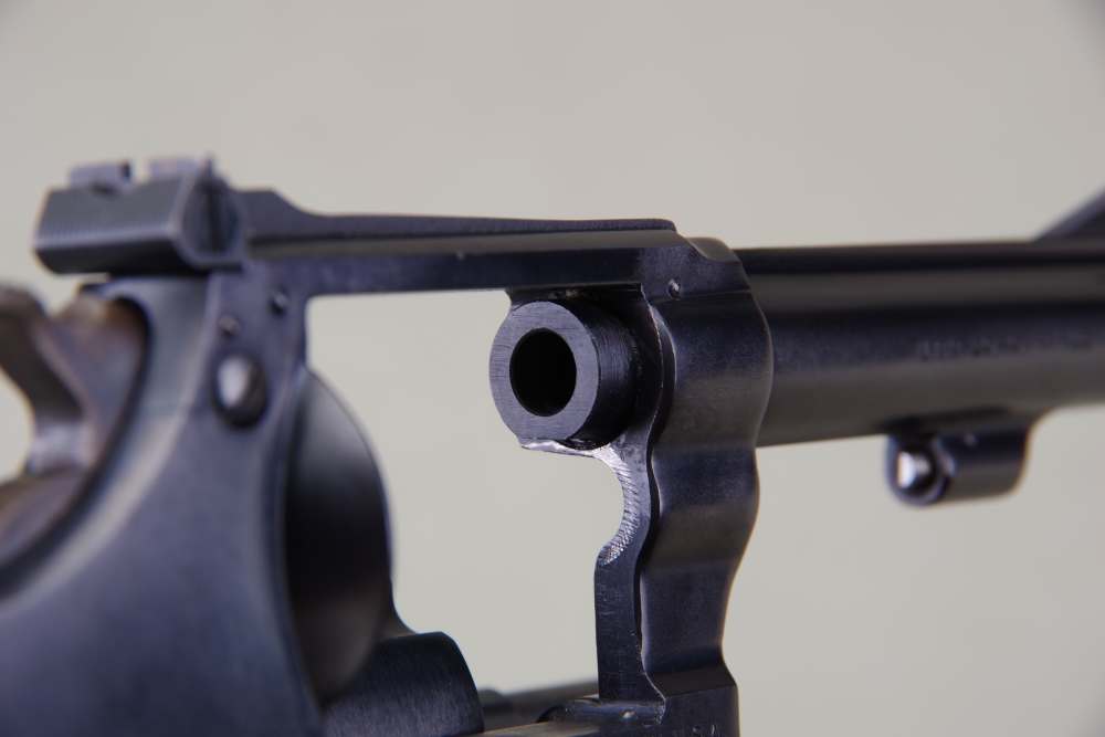 High Condition 1954 S&W 22/32 Kit Gun 22 LR 4'' 99% with Original Box -img-23