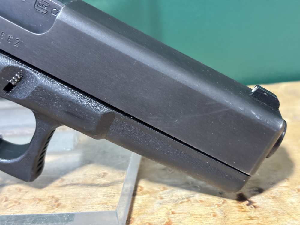 Glock G22 Gen 4 22 G4 .40 S&W Full Size Glock -img-3