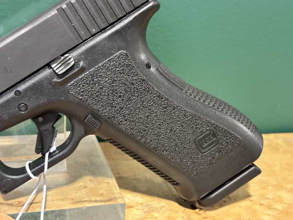Glock G22 Gen 4 22 G4 .40 S&W Full Size Glock -img-9
