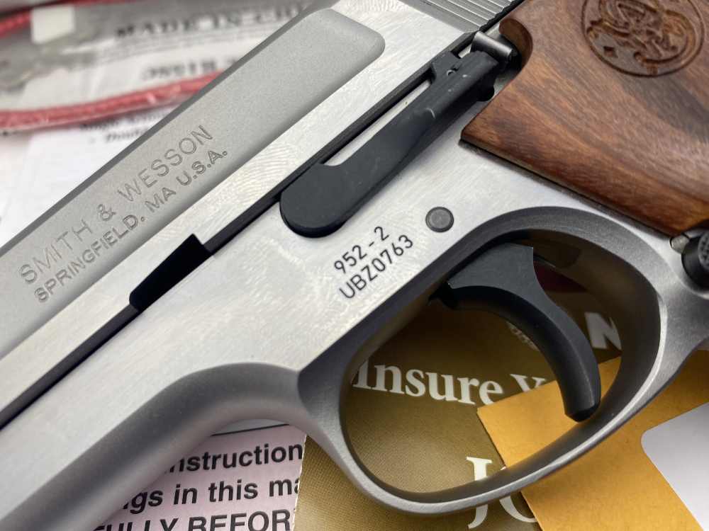 2009 Smith Wesson 952-2 9mm Blue 5" *LIMITED EDITION PERFORMANCE CENTER*-img-11