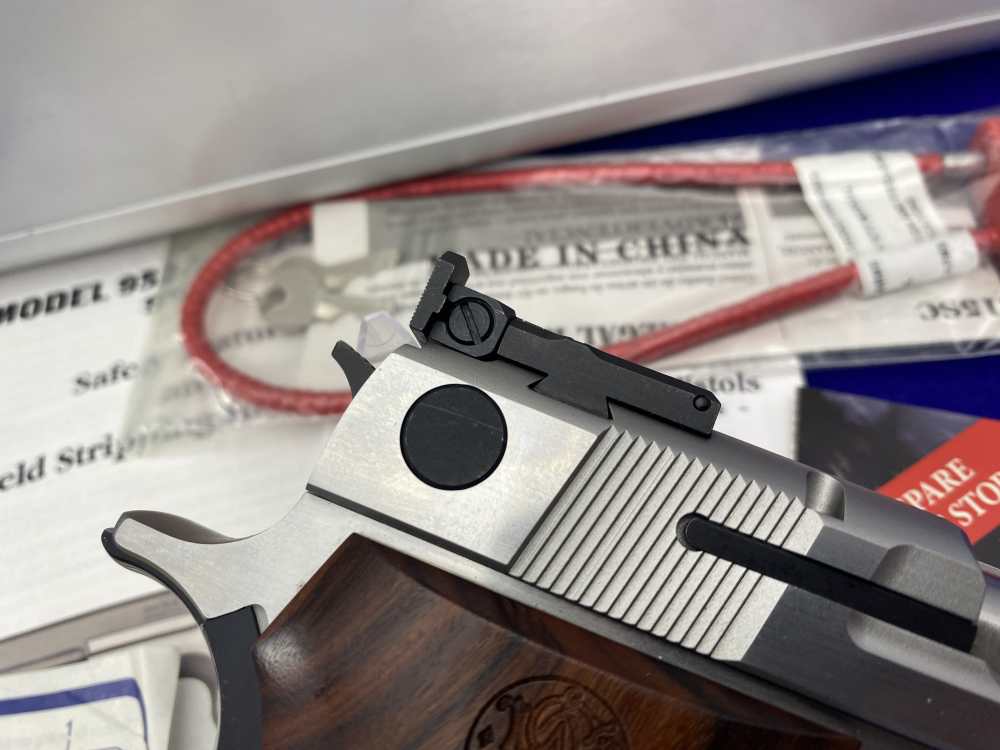 2009 Smith Wesson 952-2 9mm Blue 5" *LIMITED EDITION PERFORMANCE CENTER*-img-16