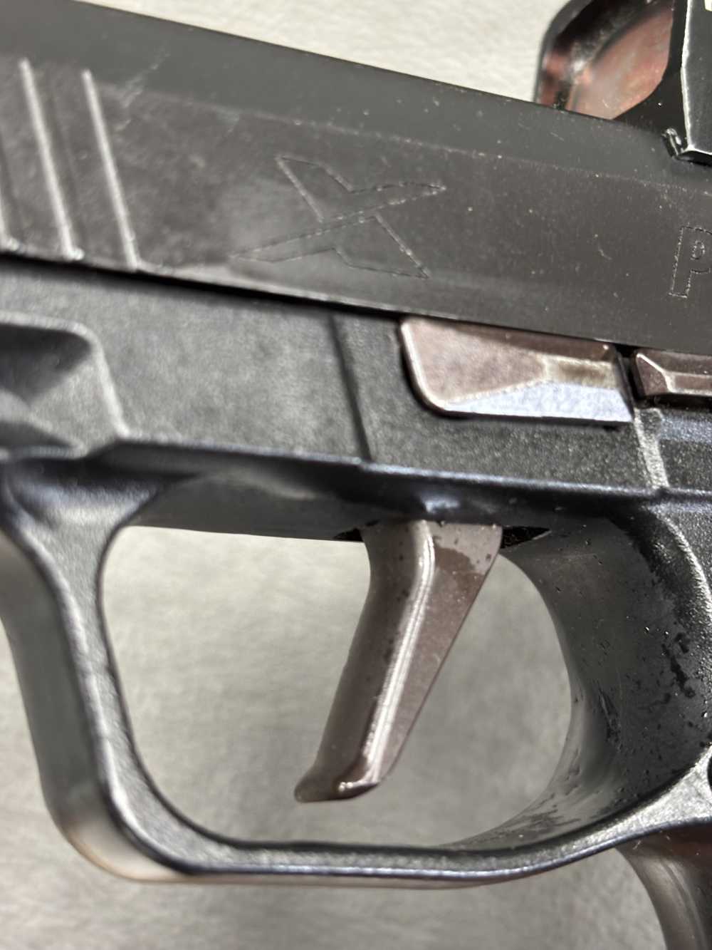 SIG SAUER P365X COMP W/ OPTIC AND 3 MAGAZINES. NO RESERVE -img-15