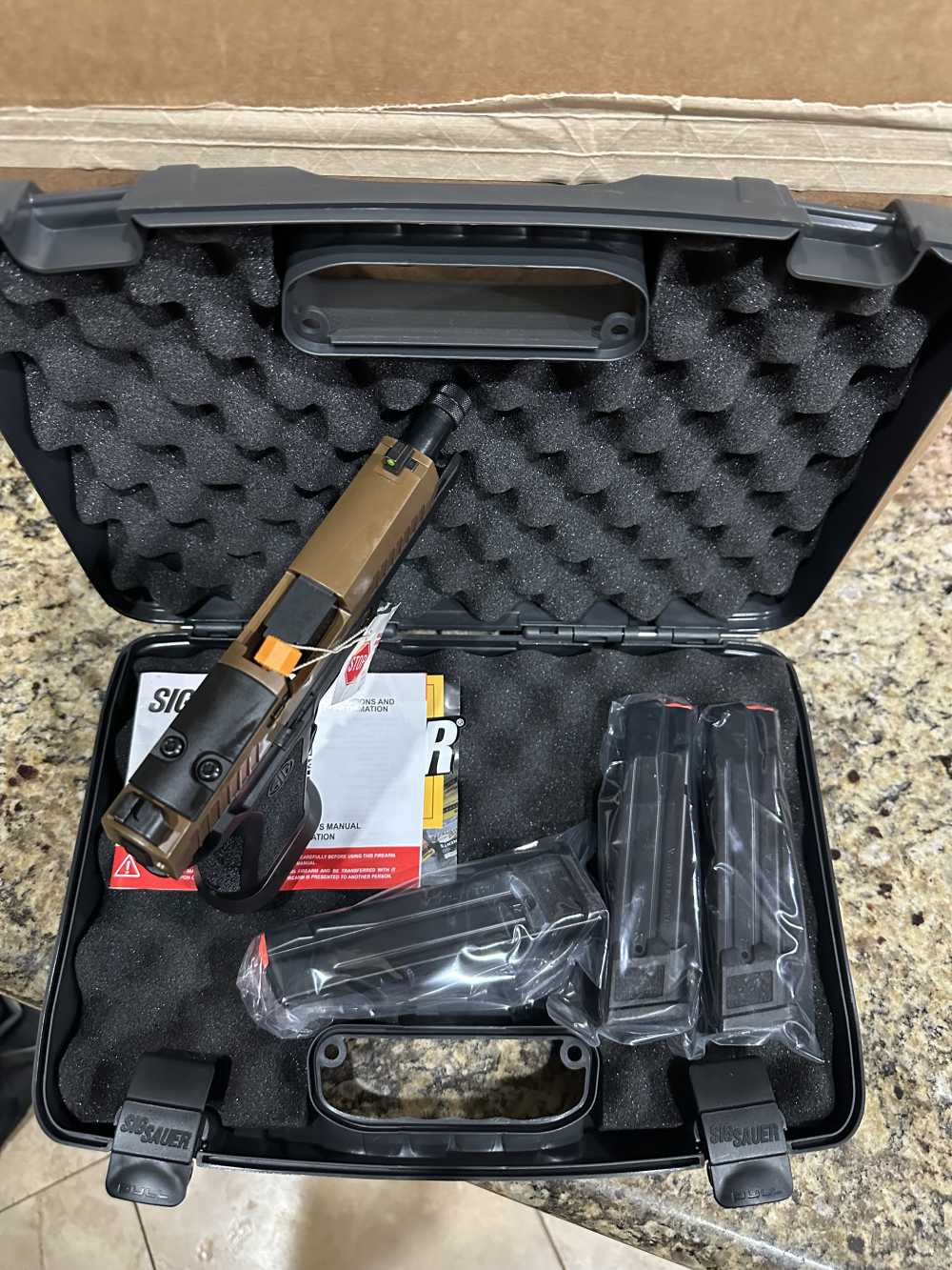 Sig Sauer P320 X-Carry Legion Snakebite Tacops 9MM 21+1, 4 Mags-img-3