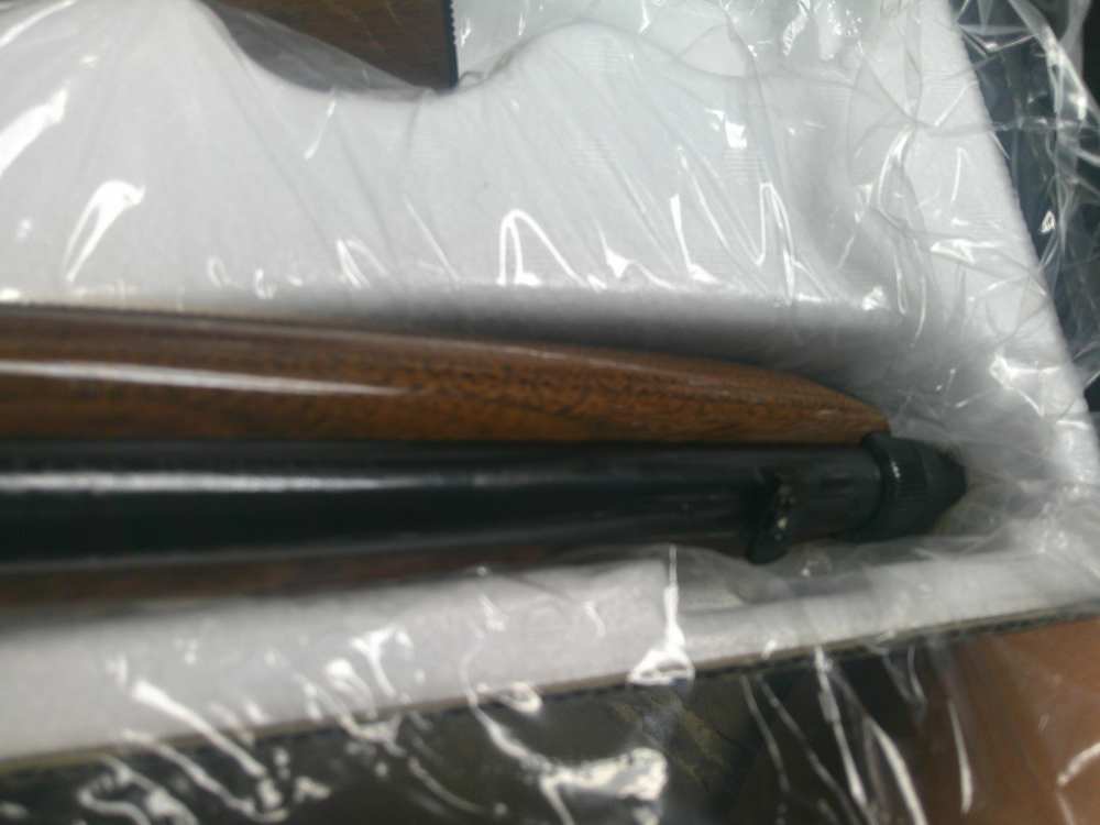 Browning SA SA-22 Grade I 22 LR 021001102-img-6