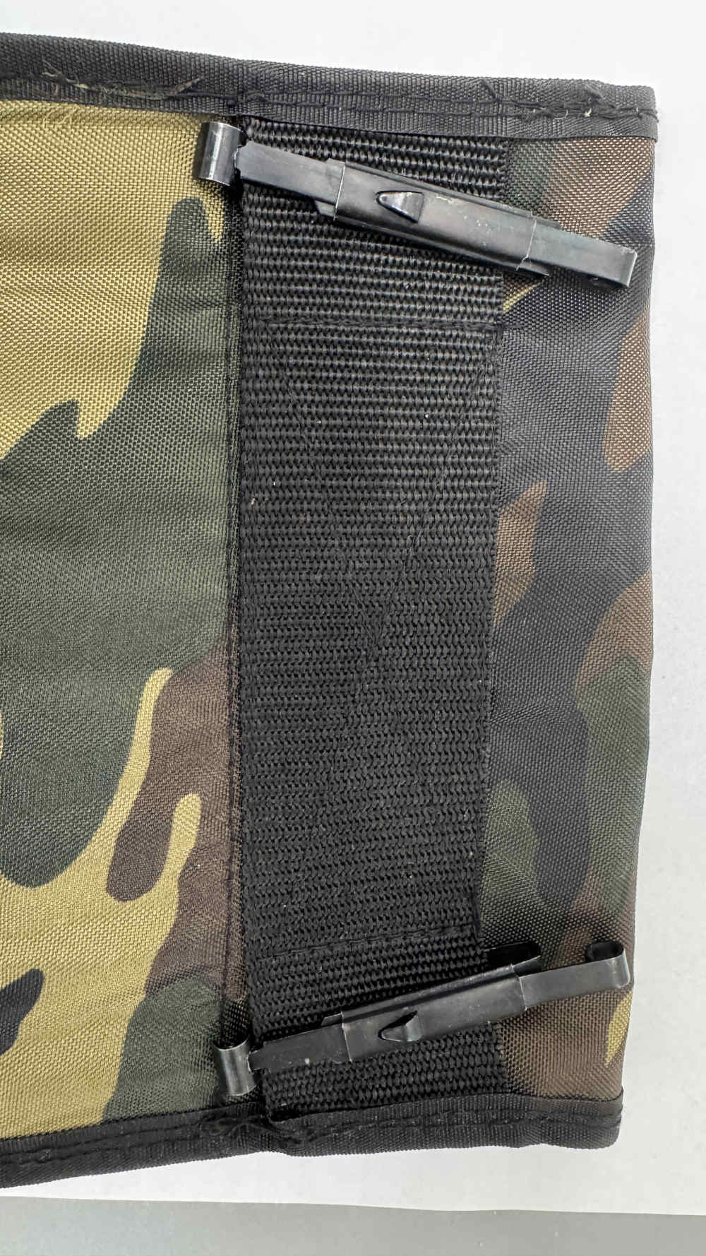 PAINT BALL POUCH, CAMO, MADE BY FRONTLINE. SIZE 9X8''-img-2