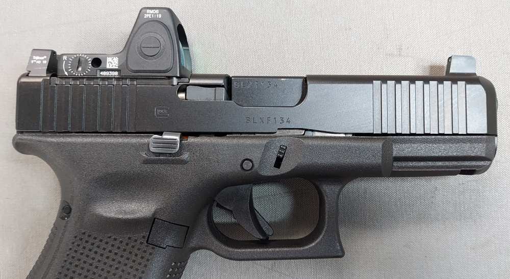 Used Glock 19 Gen5 Semi-Auto Pistol 9mm 4.02" 15rd 3 Mags w/ Trijicon RMR-img-7