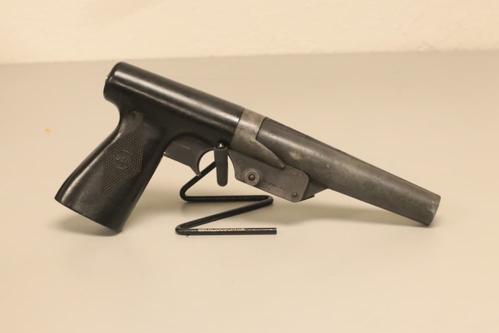 WWII US Navy Signal Pistol Mk. 5 Flare Gun-img-0