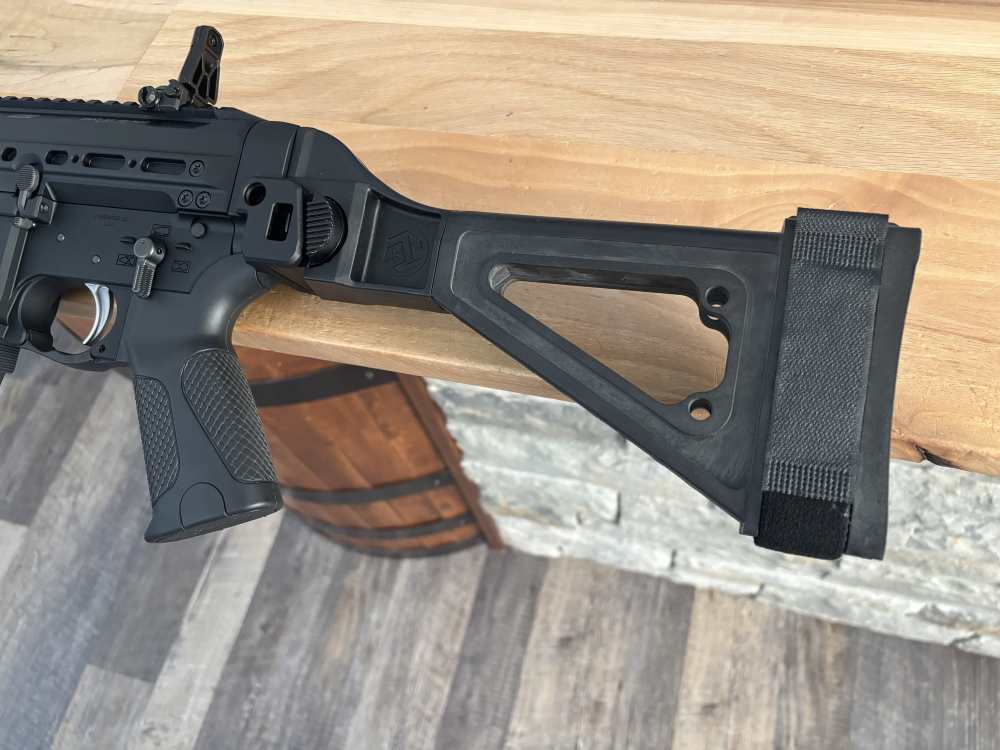 LWRC SMG 45 acp semi auto pistol 8.5" threaded smg45 brace LNIB scarce-img-2