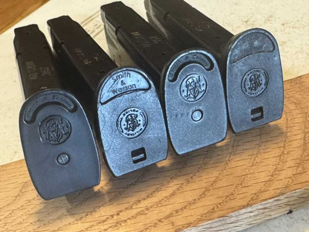 Lot of 8, S&W M&P40, 15 Round, 40S&W/.357, Magazines, Item P-645-img-14