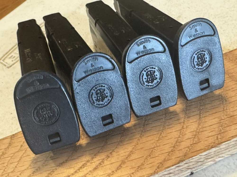 Lot of 8, S&W M&P40, 15 Round, 40S&W/.357, Magazines, Item P-645-img-16