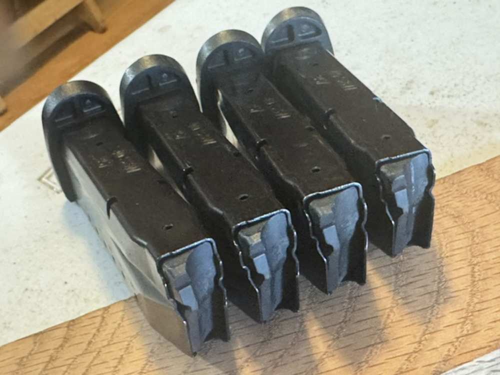 Lot of 8, S&W M&P40, 15 Round, 40S&W/.357, Magazines, Item P-645-img-18