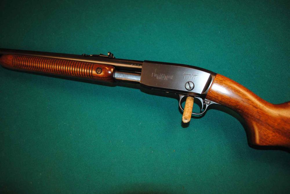 Remington Model 121 Fieldmaster 22 S/L/LR Pump mfg 1942 C&R-img-2