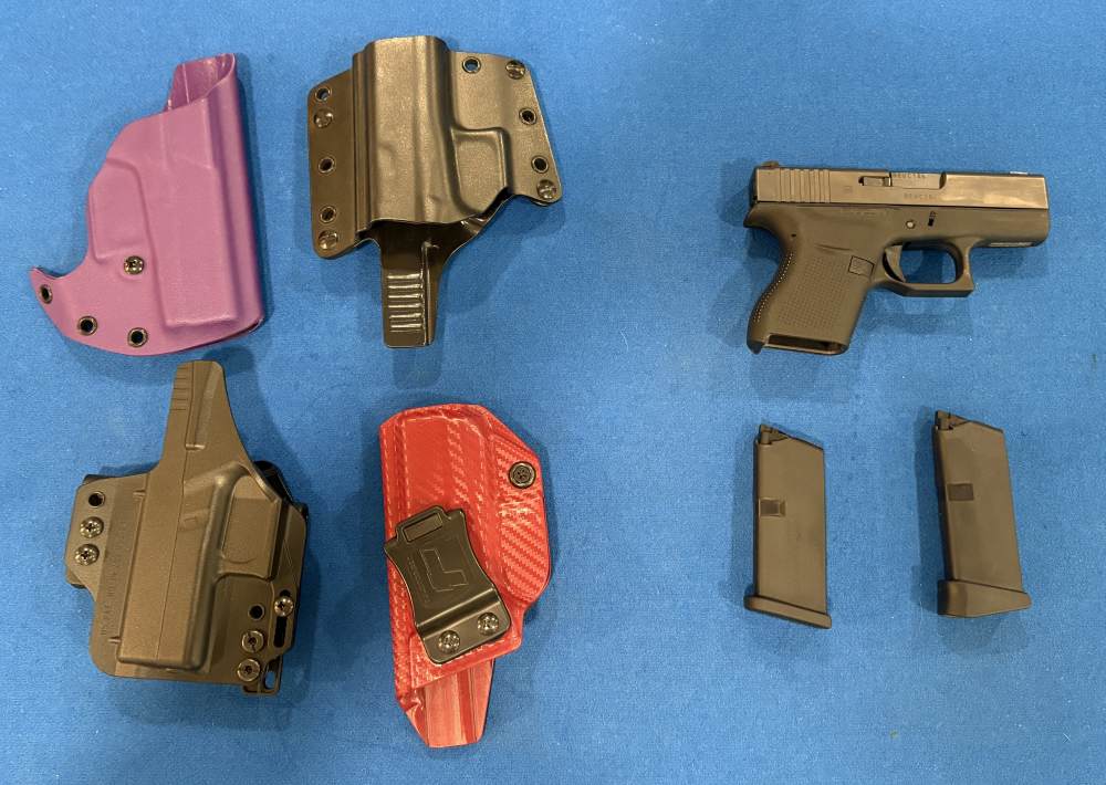 Glock 43 | 9mm | Semi Auto with Many Holsters -img-1