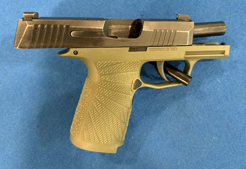 SIG Sauer P365 | 9mm | Semi Auto with Lots of extras -img-6