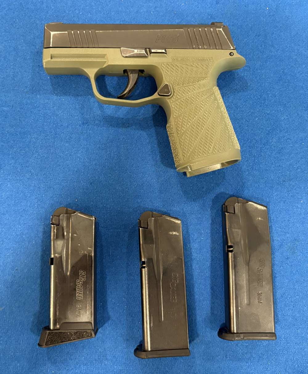 SIG Sauer P365 | 9mm | Semi Auto with Lots of extras -img-3