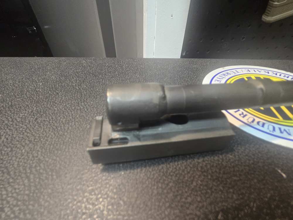 Singapore Chartered Industries SAR21 SAR-21 5.56mm Machinegun Bolt Carrier-img-1