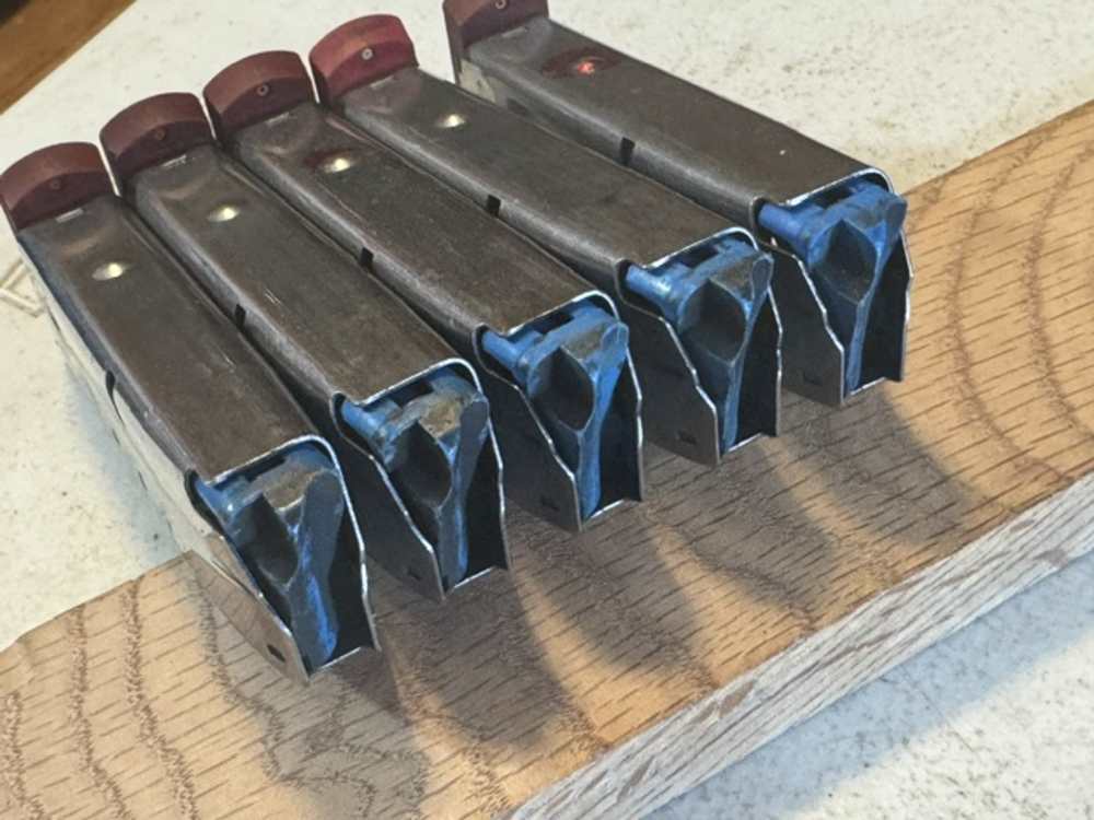 Lot of 5, S&W, 4006, 11 Round, 40S&W, Red Base, Magazines, Item P-647-img-10
