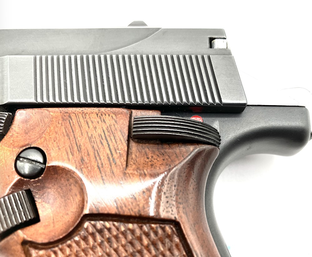 BENELLI B76 (9mm) Extra Fine Condition With Factory Magazine FREE SHIPPING-img-2
