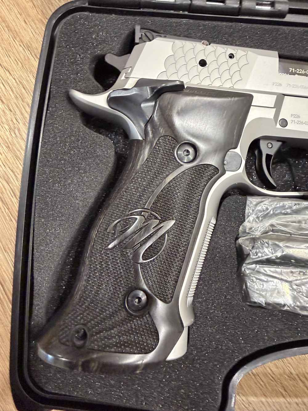 Holy Grail Sig Sauer P226 X 6 Club 30 Mastershop 1 of 5-img-12