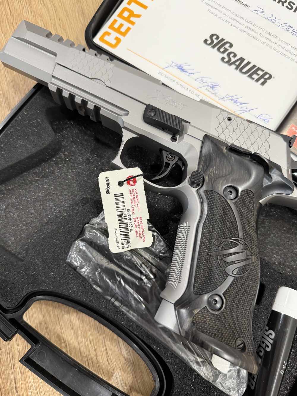 Holy Grail Sig Sauer P226 X 6 Club 30 Mastershop 1 of 5-img-8