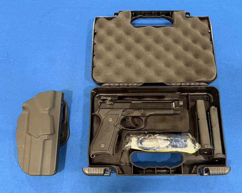 Beretta M92 FS | 9mm | Semi Auto with Extras -img-0