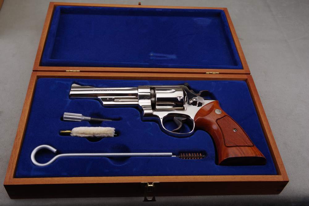 Exceptional 1977 S&W 27-2 357 Mag 5'' Nickel NIB Consecutive # Available-img-0