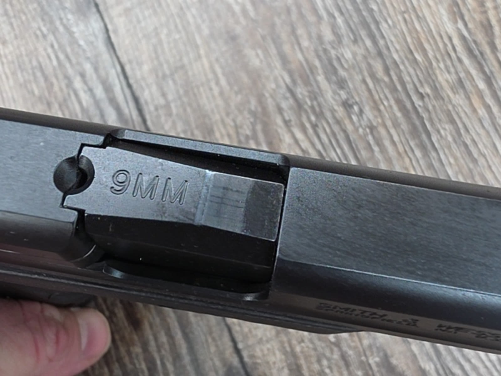 Smith & Wesson M&P9 Shield 9mm Luger Thumb Safety-img-3