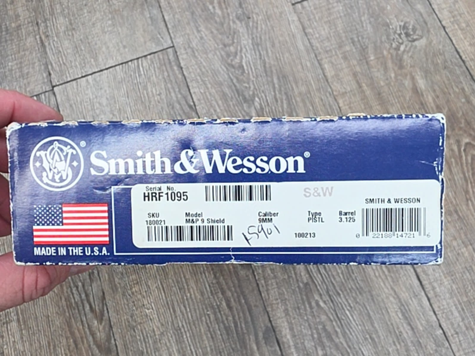 Smith & Wesson M&P9 Shield 9mm Luger Thumb Safety-img-6