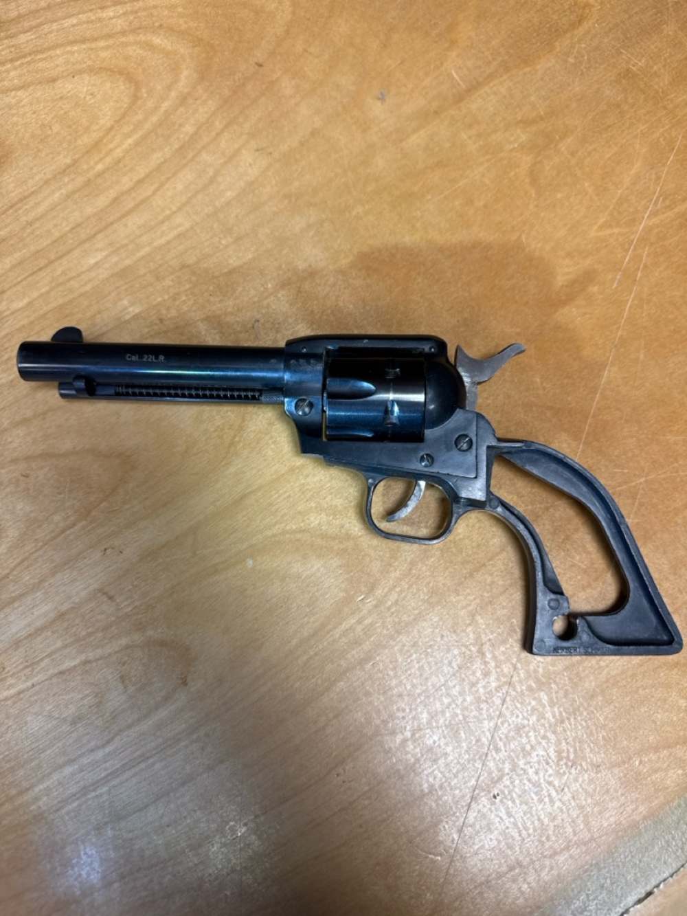 German Import EIG E15 Revolver .22LR - POOR - NR - .01 - PENNY - READ-img-1