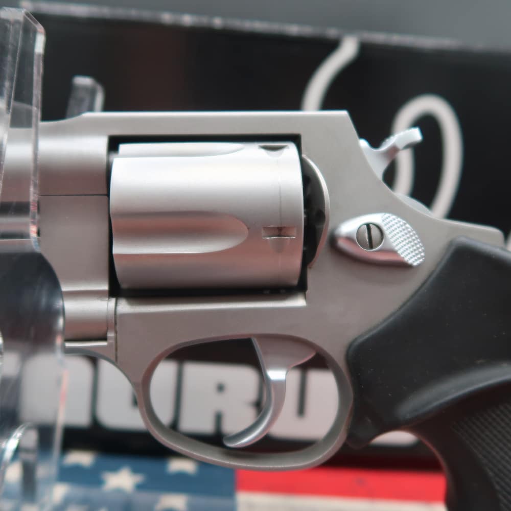 LIKE NEW Taurus Model 85 .38 Special Revolver 2.5" DA/SA 5 SHOT-img-2