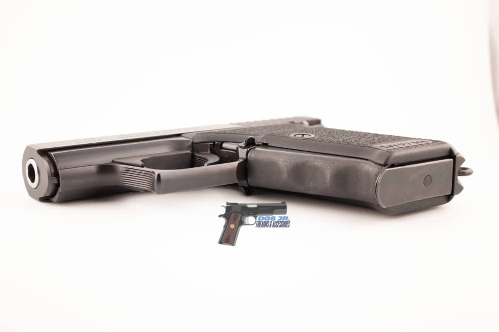 HK P7 M8 9mm Early 1984 Hard Case, 3 Mags – Excellent Condition-img-3