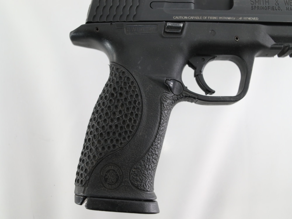 Smith & Wesson M&P 40  - .40 S&W Pistol - USED-img-9