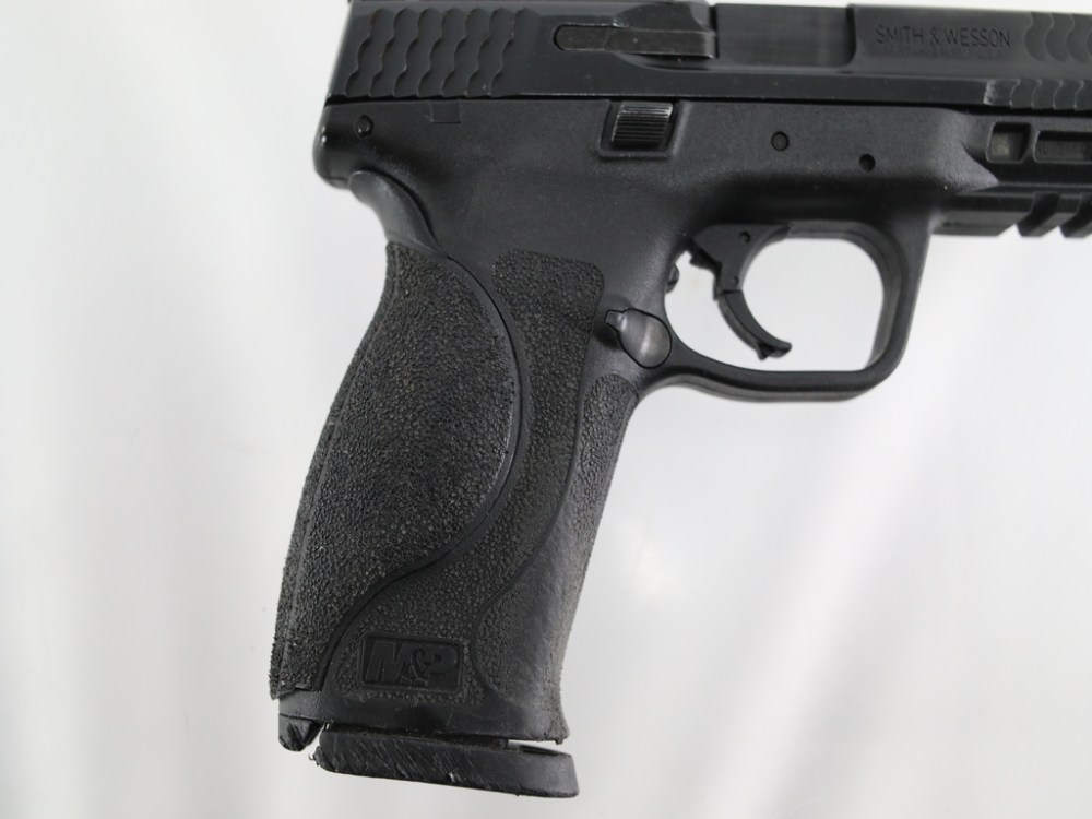 Smith & Wesson M&P9 M2.0 - 9mm Pistol - OPTIC READY - USED-img-13
